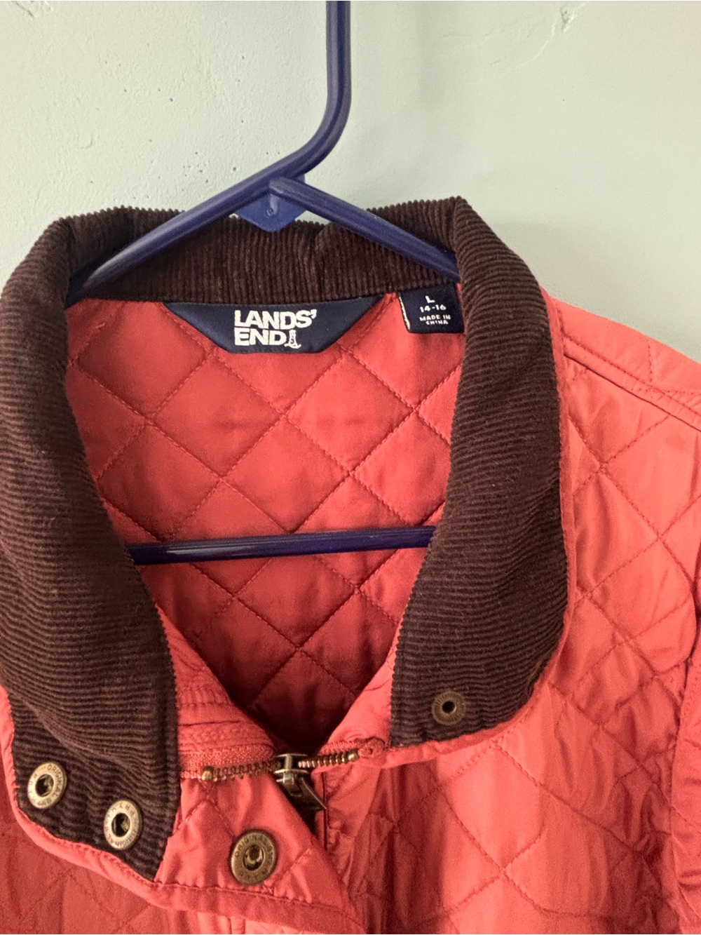 Lands' End Quilted Coral Puffer Jacket with Brown Corduroy Collar - Picture 4 of 5